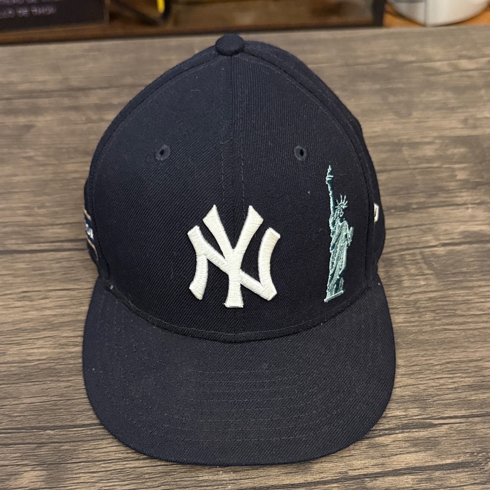 New York Yankees Black Cap